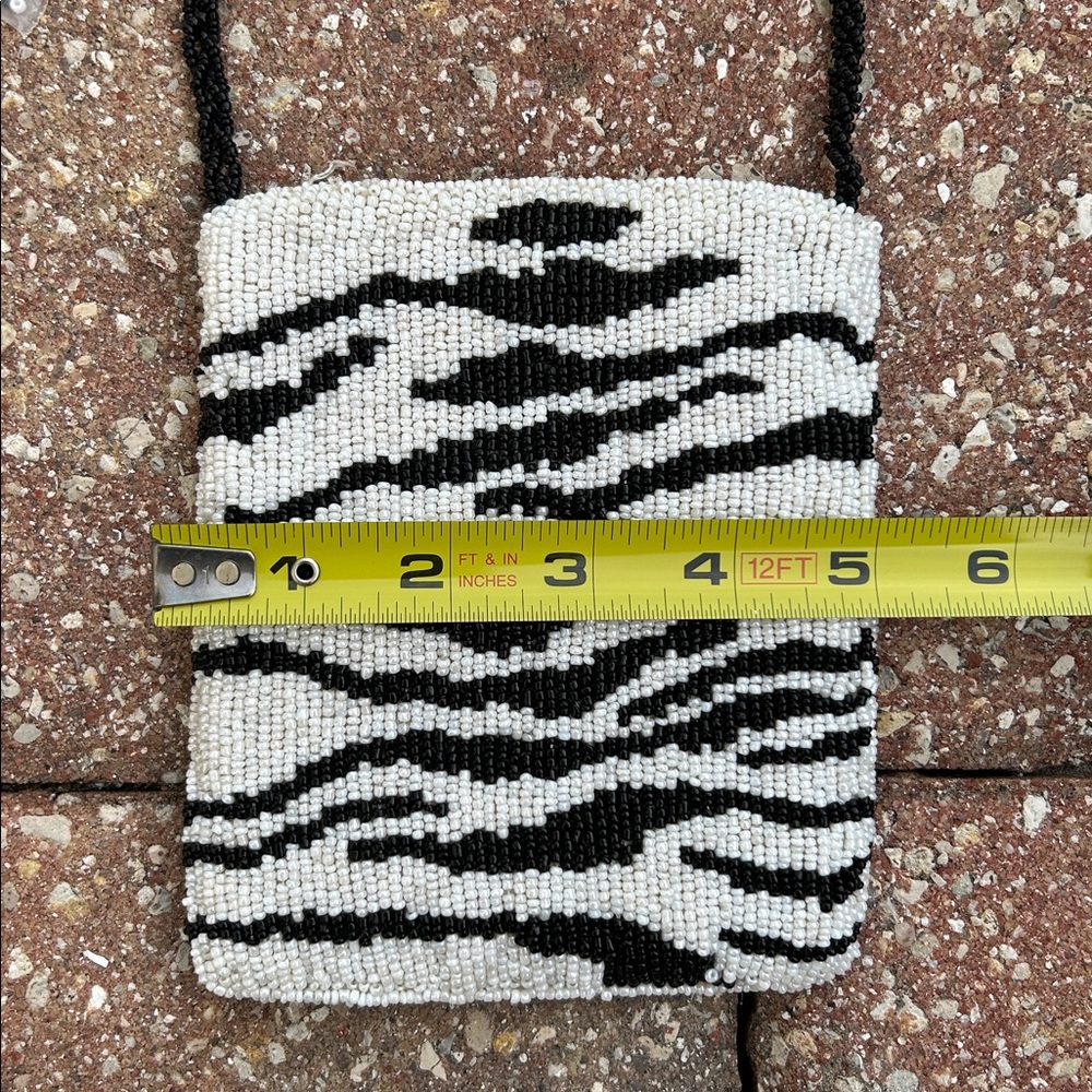 NWT - CHRISTIANA Mini Crossbody Zebra Beaded Bag - Picture 10 of 12